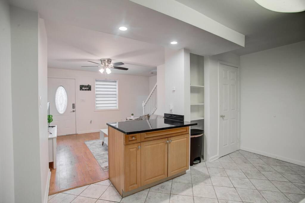 Апартаменты Cozy Lux 3Bd House Heart Of Fishtown Sleeps 8 Филадельфия Экстерьер фото